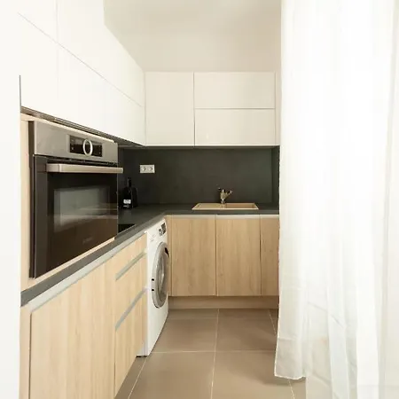 B11 Benczur Apartment