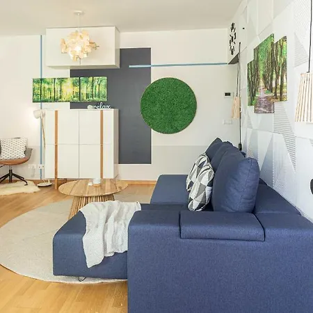Apartment B11 Benczur